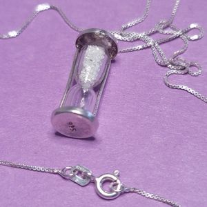 925 SS 18in NEW Box chain with Real Diamond Dust Hourglass pendant
